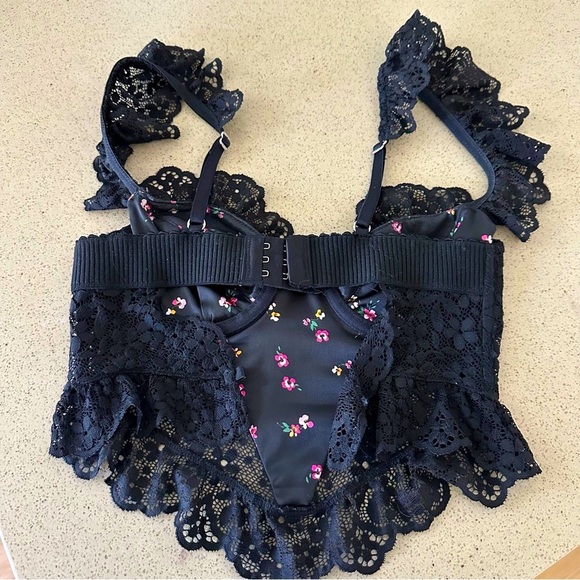 For love & lemons lace bustier top - Picture 3 of 3